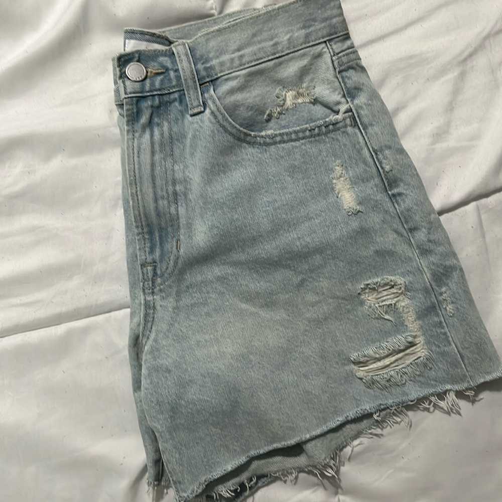 JUST BLACK DENIM Mom Jean Shorts